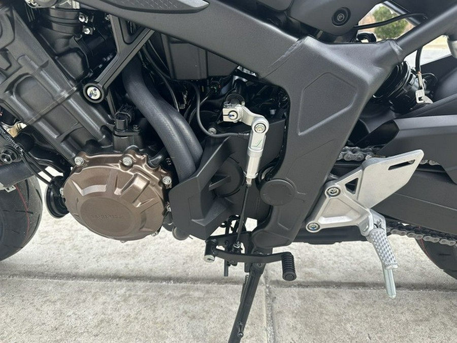 2026 Honda CB650R E-Clutch