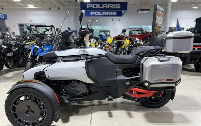 2025 Can-Am Canyon? XT