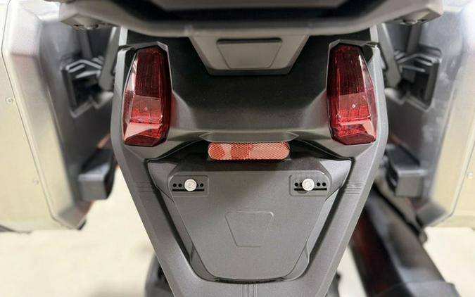 2025 Can-Am Canyon? XT