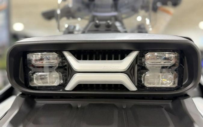 2025 Can-Am Canyon? XT