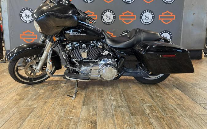 2017 Harley-Davidson® Street Glide® Special Black Denim