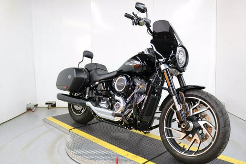 2018 Harley-Davidson Sport Glide - First Ride