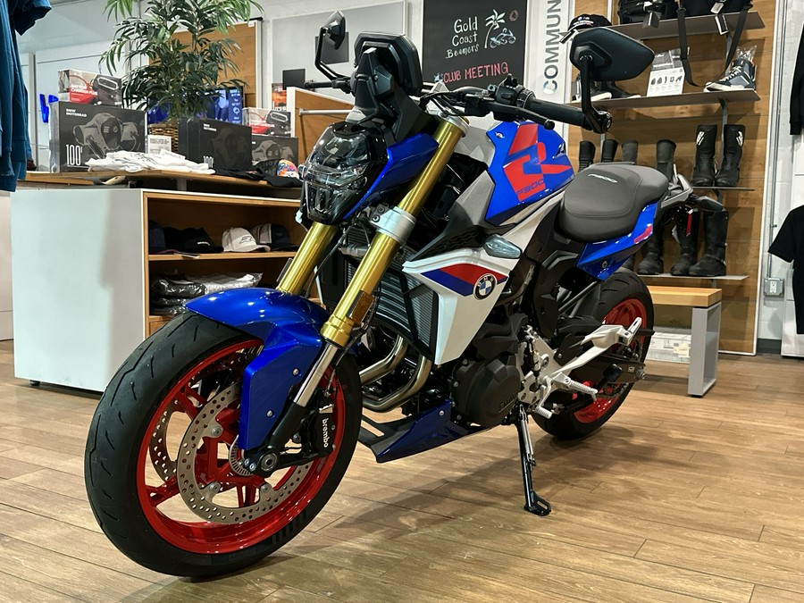 2025 BMW F 900 R Sport 900 R