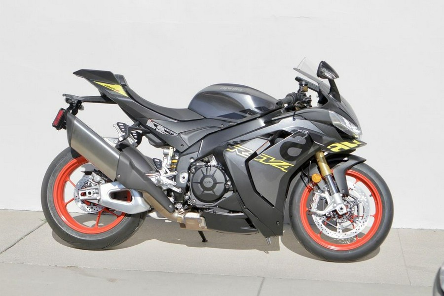 2026 Aprilia RSV4 1100
