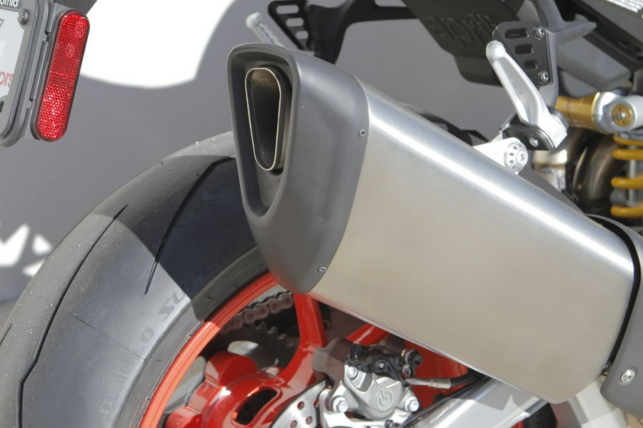 2026 Aprilia RSV4 1100