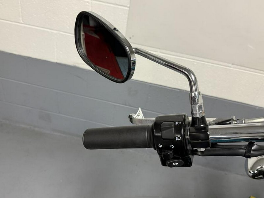 2022 Kawasaki Vulcan® 900 Custom