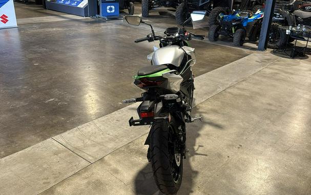 2024 Kawasaki Z e-1 ABS