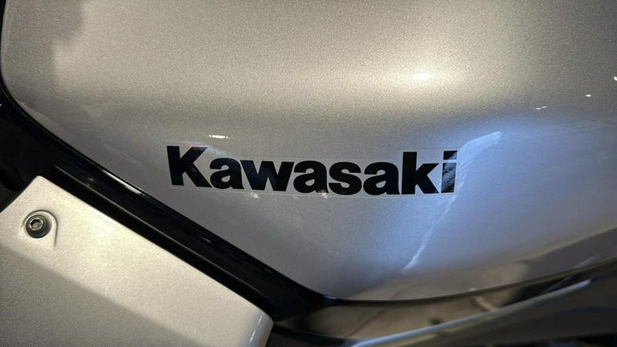 2024 Kawasaki Z e-1 ABS
