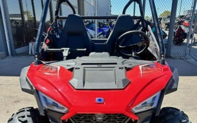 2025 Polaris RZR 200 EFI