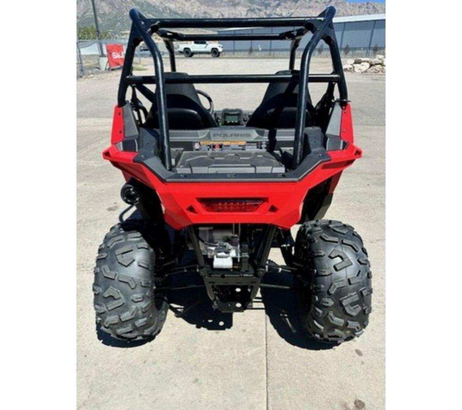 2025 Polaris RZR 200 EFI