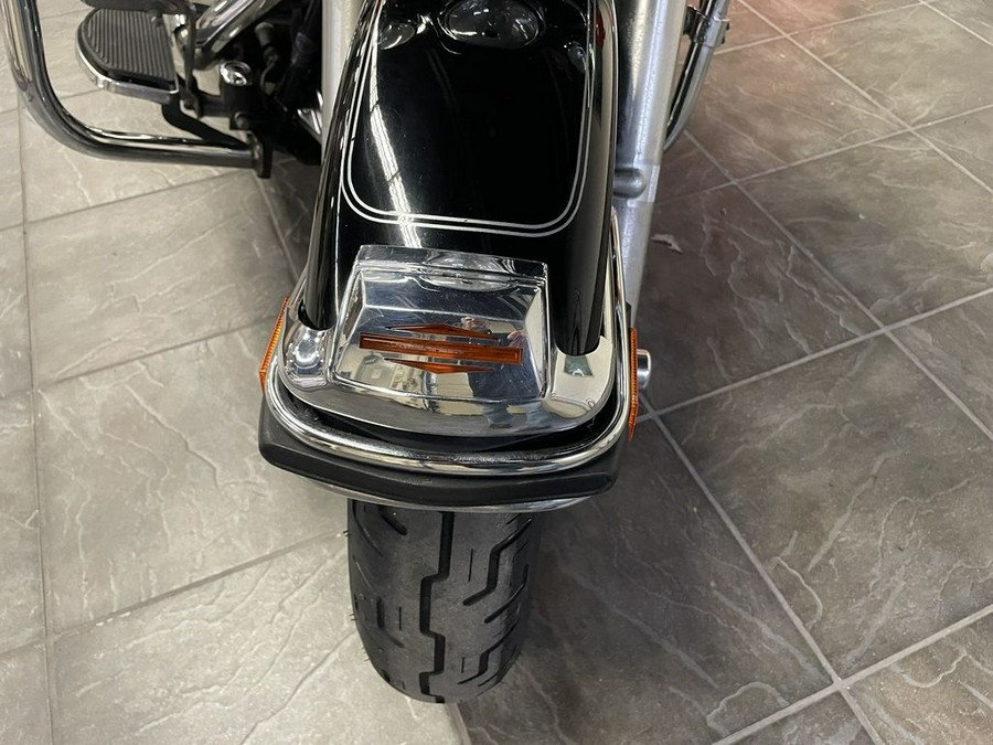 2007 Harley-Davidson® FLHTC - Electra Glide® Classic