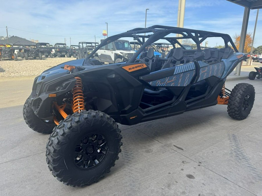 2026 Can-Am® Maverick X3 MAX RS Turbo Scandi Blue & Orange Crush