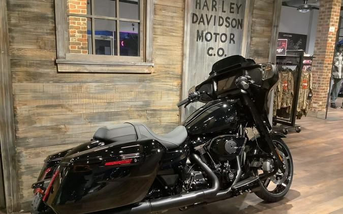 Harley-Davidson® Street Glide® 2026 FLHX T3-26 Vivid Black Black Trim