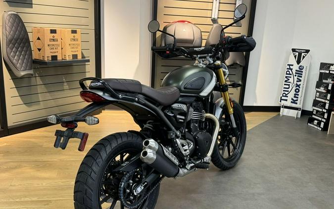 2024 Triumph Scrambler 400 X Matte Khaki Green / Fusion White