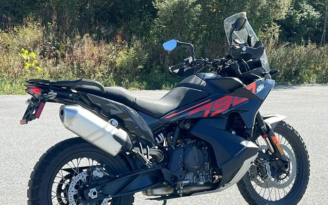 2024 KTM Adventure 790