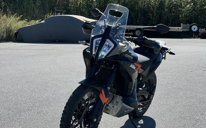 2024 KTM Adventure 790
