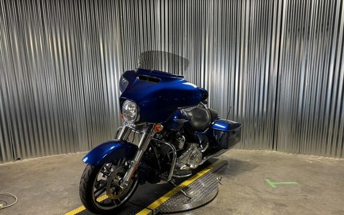 2017 Harley-Davidson Street Glide Superior Blue