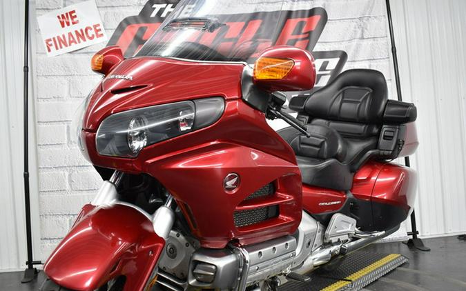 2017 Honda Gold Wing Audio Comfort Candy Red