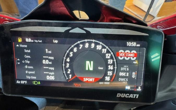 2025 Ducati Panigale V4 S