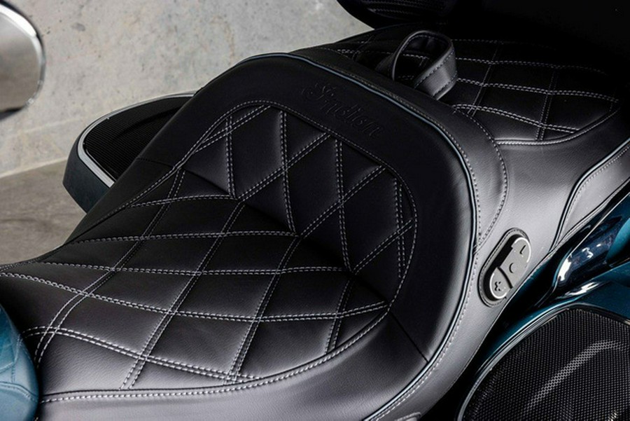 2026 Indian Pursuit Limited 112 w/PowerBand Audio Cascade Gre