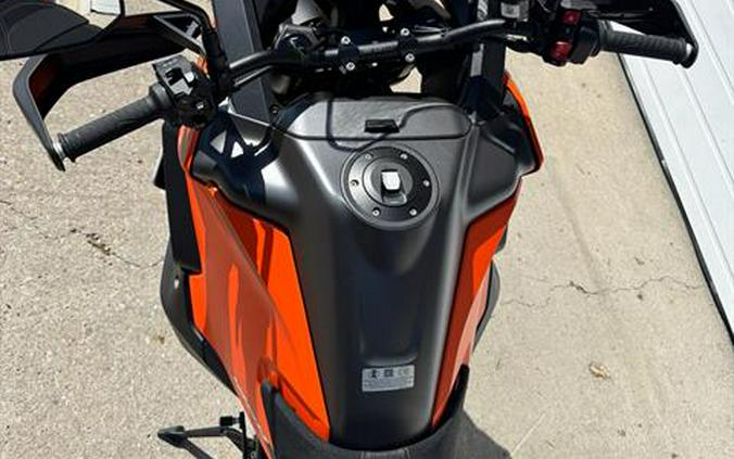 2027 KTM 1390 Super Adventure S EVO