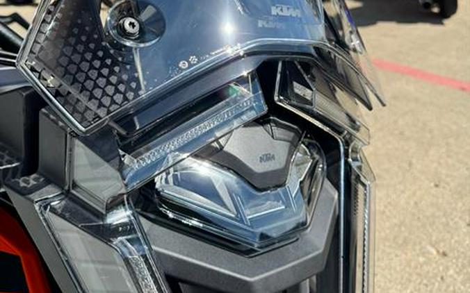 2027 KTM 1390 Super Adventure S EVO