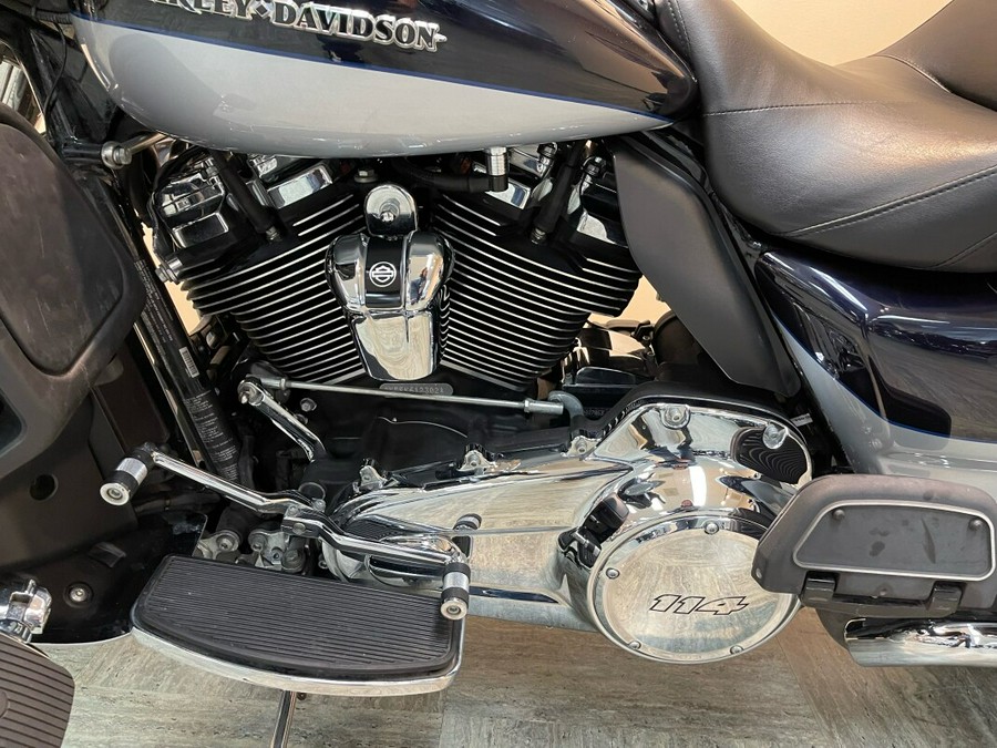 2019 Harley-Davidson Ultra Limited Midnight Blue/Barracuda Silver FLHTK