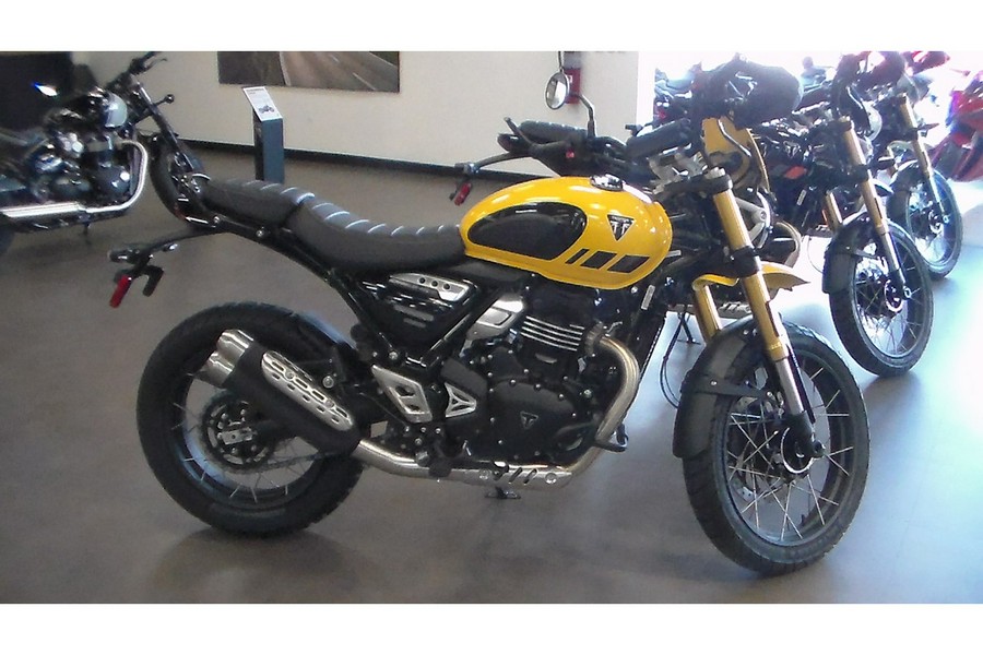 2026 Triumph Scrambler 400 XC