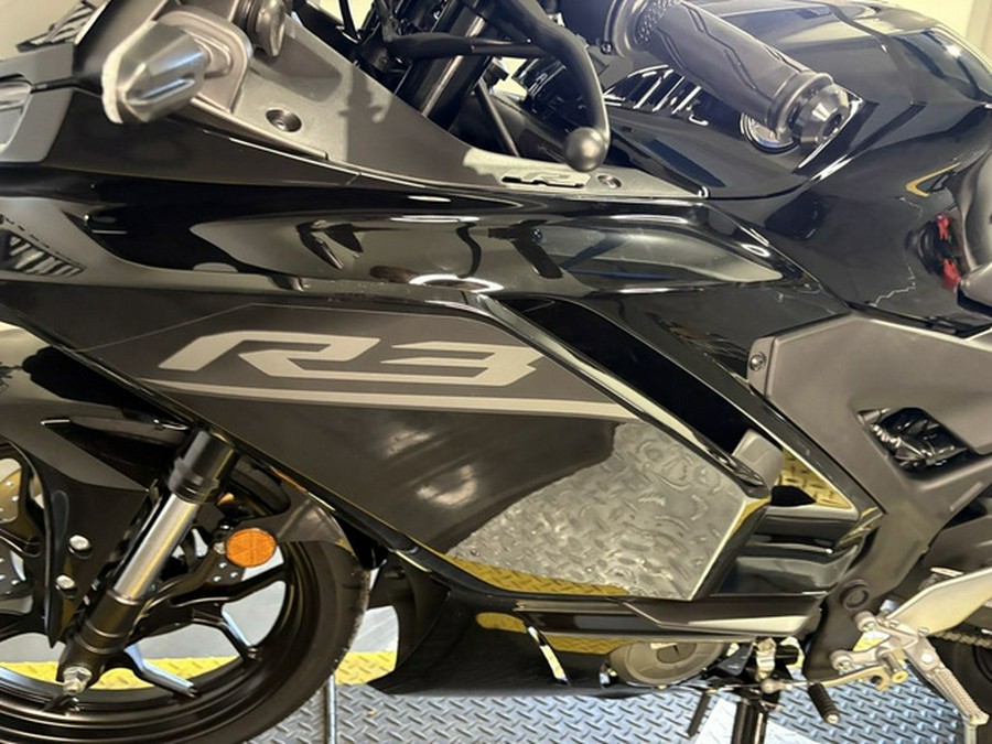 2026 Yamaha YZF-R3 R3 ABS