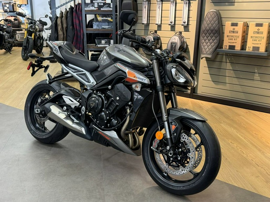 2024 Triumph Street Triple 765 RS Silver Ice