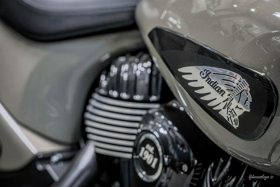 2023 Indian Motorcycle® Chieftain® Dark Horse® Quartz Gray