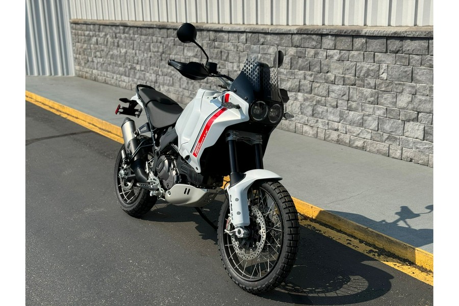 2024 Ducati DESERT X