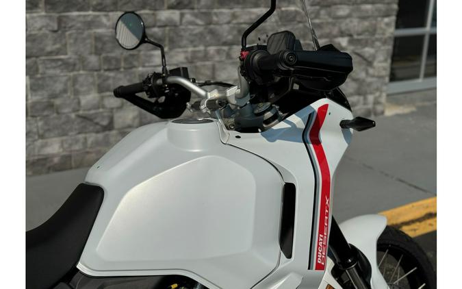 2024 Ducati DESERT X