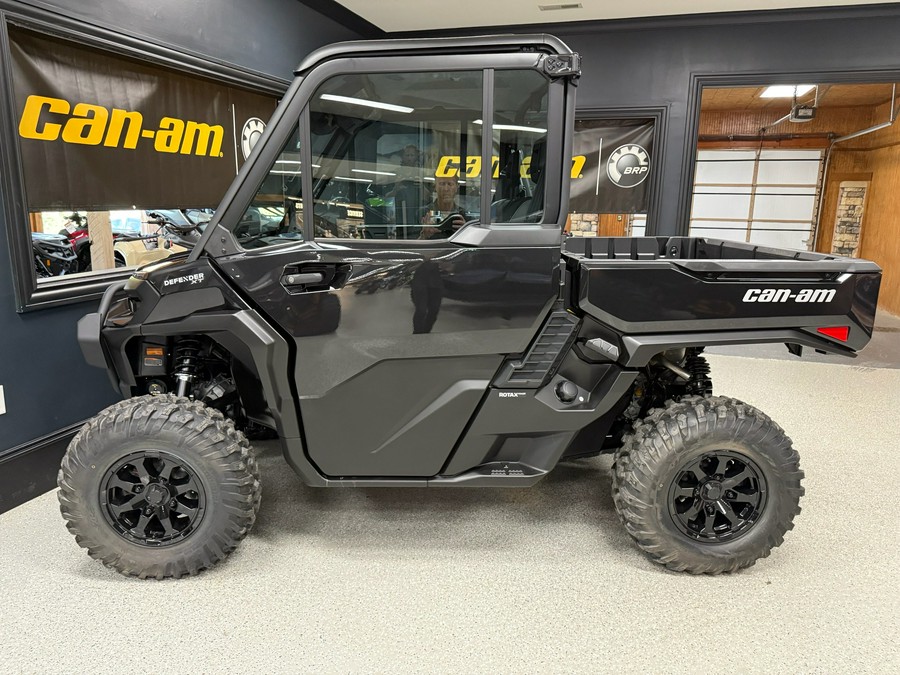 2026 Can-Am Defender XT CAB HD11