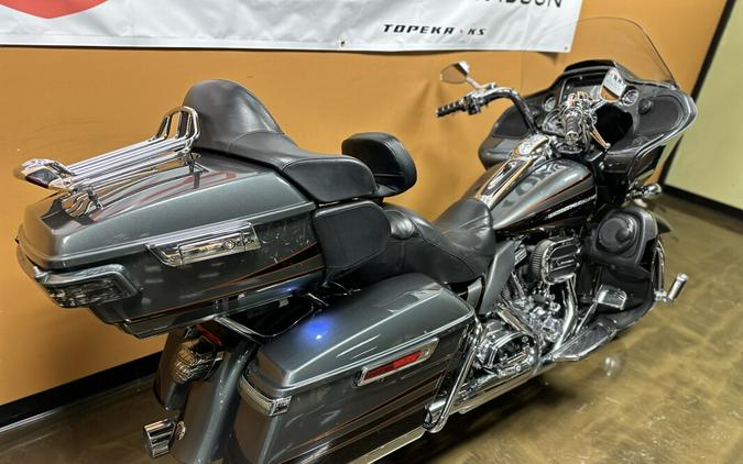 FLTRUSE 2016 CVO™ Road Glide® Ultra