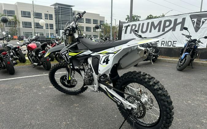 2025 Triumph TF 450-RC Edition