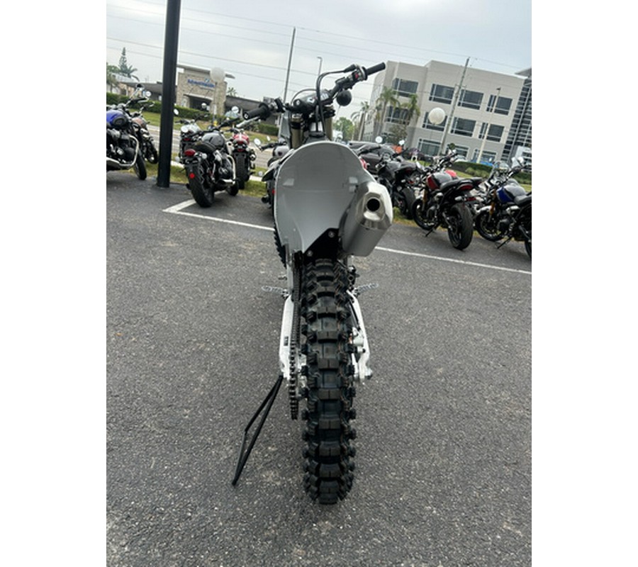 2025 Triumph TF 450-RC Edition