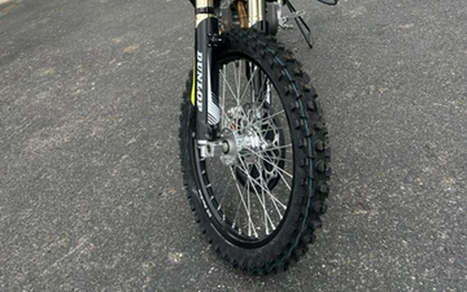 2025 Triumph TF 450-RC Edition