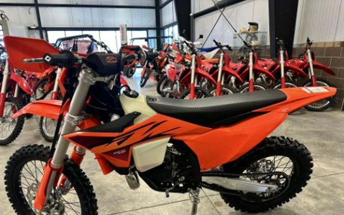 2026 KTM 150 XC-W