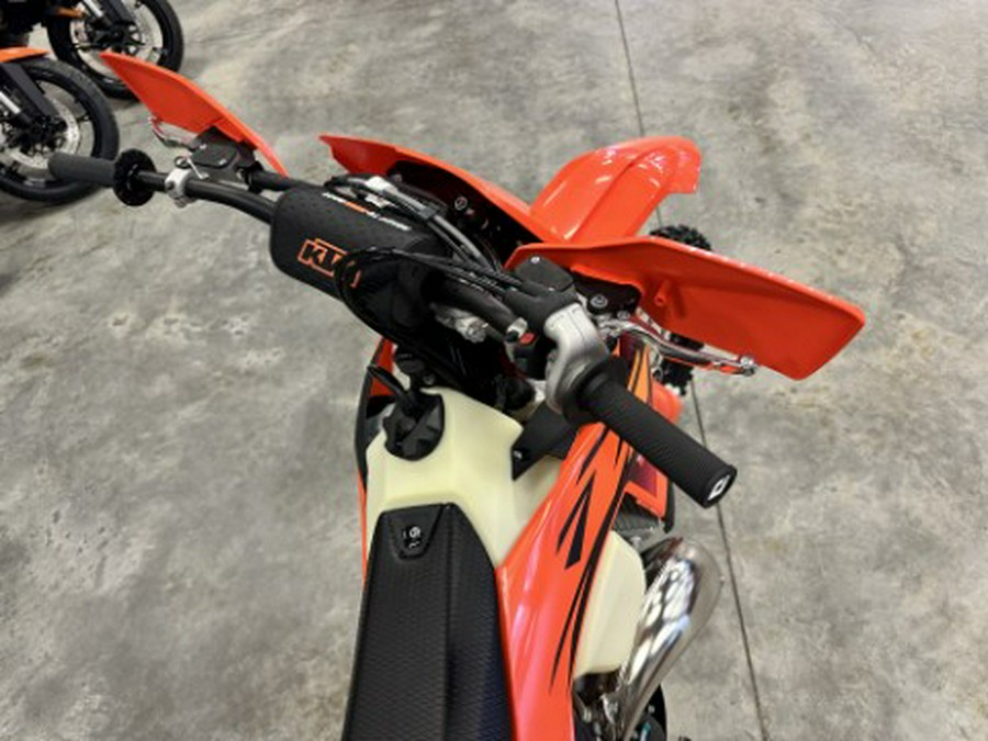 2026 KTM 150 XC-W