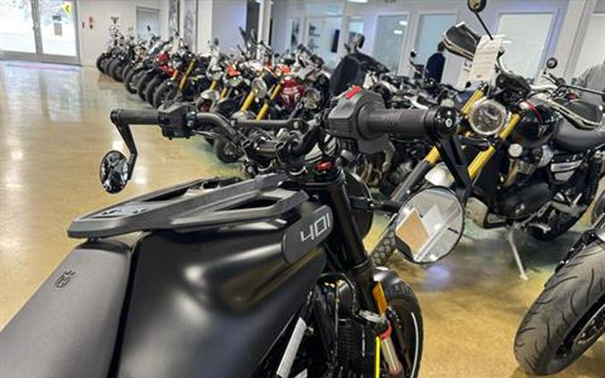 2023 Husqvarna Svartpilen 401