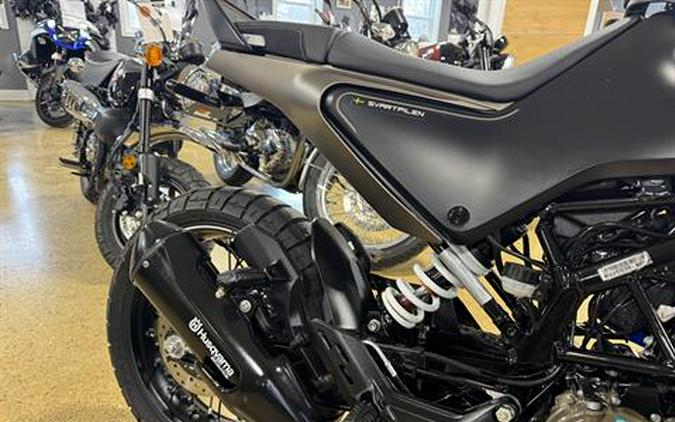 2023 Husqvarna Svartpilen 401