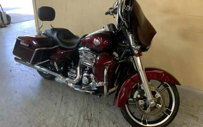 2014 Harley-Davidson FLHXS Street Glide Special