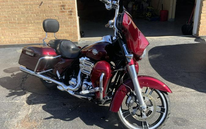 2014 Harley-Davidson FLHXS Street Glide Special