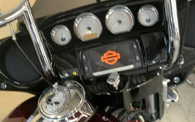 2014 Harley-Davidson FLHXS Street Glide Special