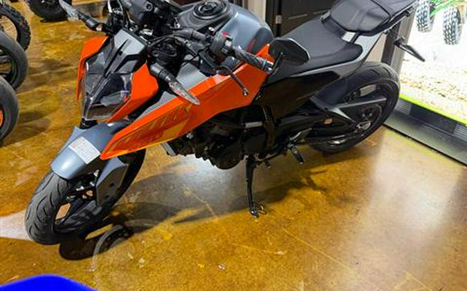 2024 KTM Duke 250