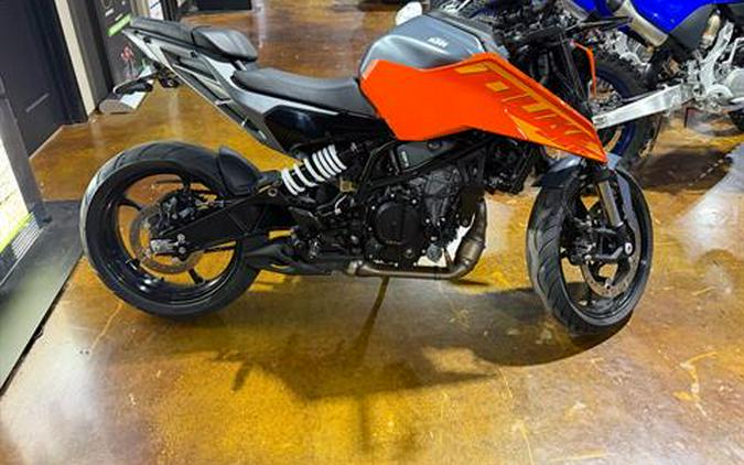2024 KTM Duke 250