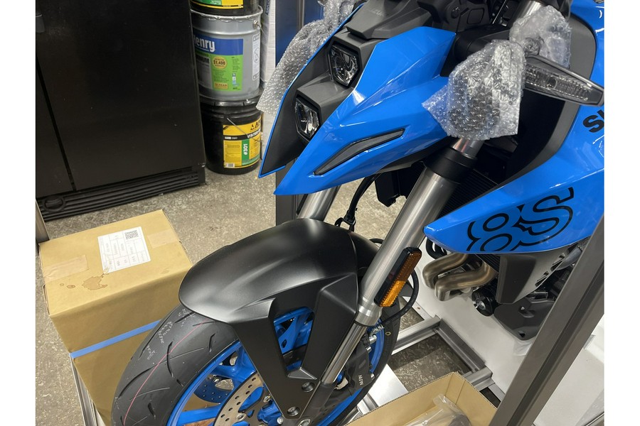 2024 Suzuki GSX-8S