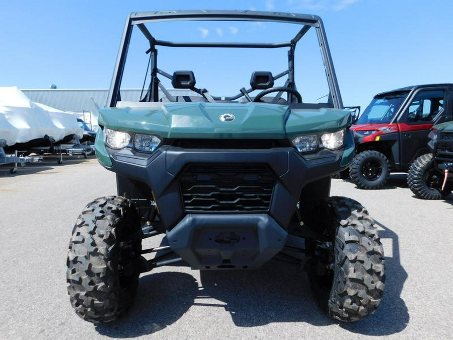 2024 Can-Am® Defender DPS HD7 Tundra Green