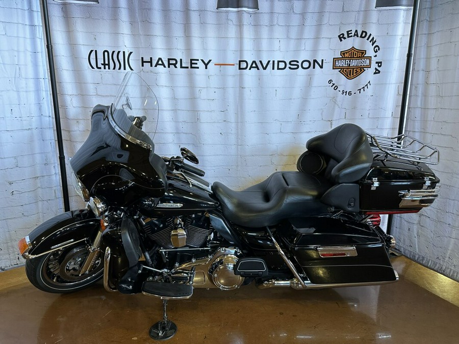 2012 Harley-Davidson Electra Glide Ultra Limited FLHTK Vivid Black
